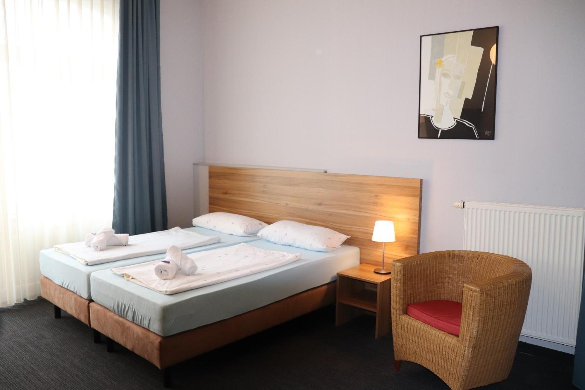 Hotel Garni Gaestehaus Der Kerckhoff-Klinik باد نوهايم المظهر الخارجي الصورة